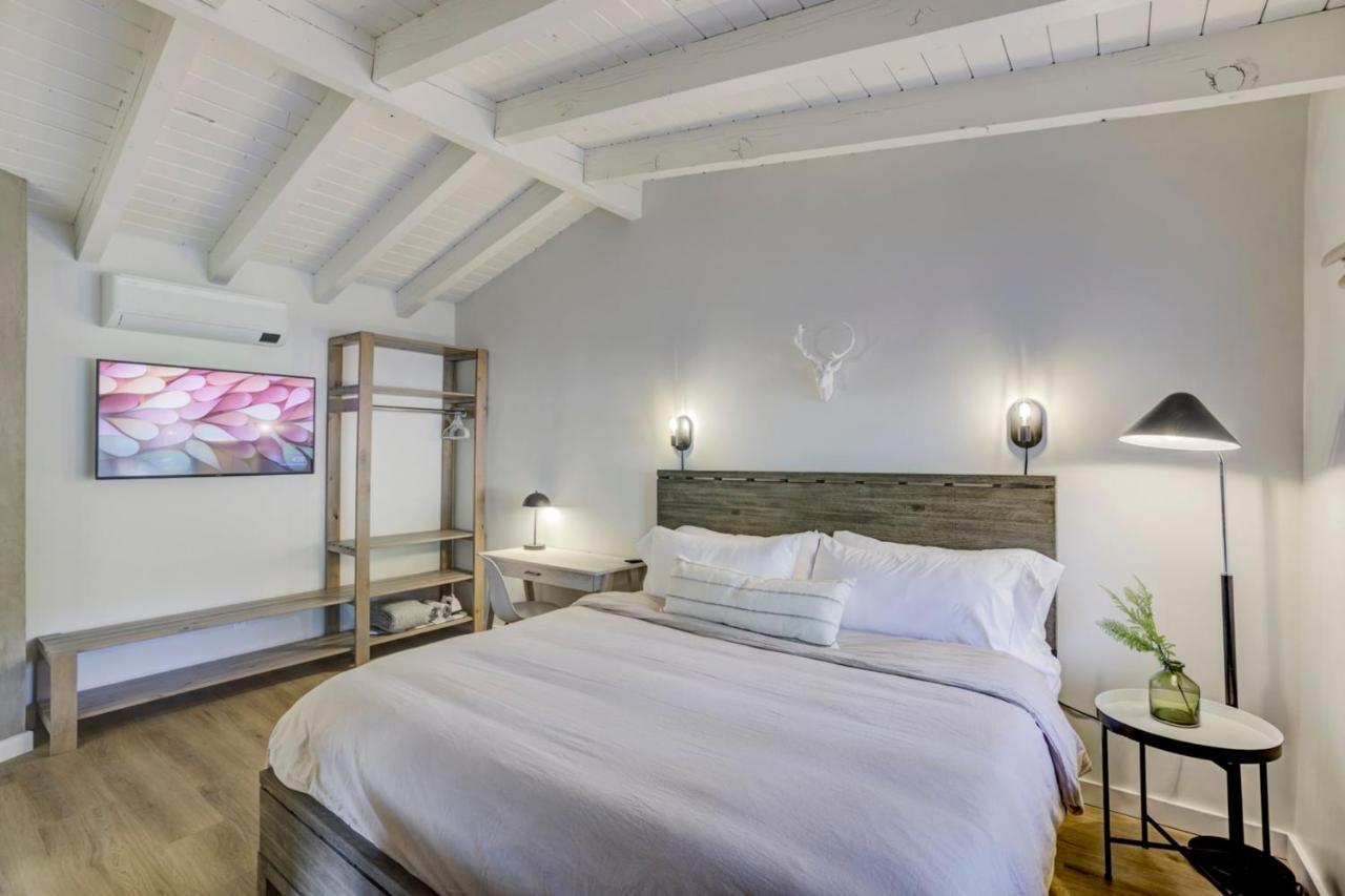 South Lake Chalet-Boutique Suite-Minutes To Heavenly & Lake Tahoe サウス・レイクタホ エクステリア 写真