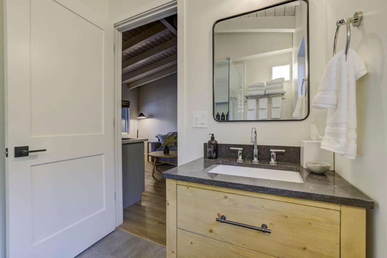 South Lake Chalet-Boutique Suite-Minutes To Heavenly & Lake Tahoe サウス・レイクタホ エクステリア 写真